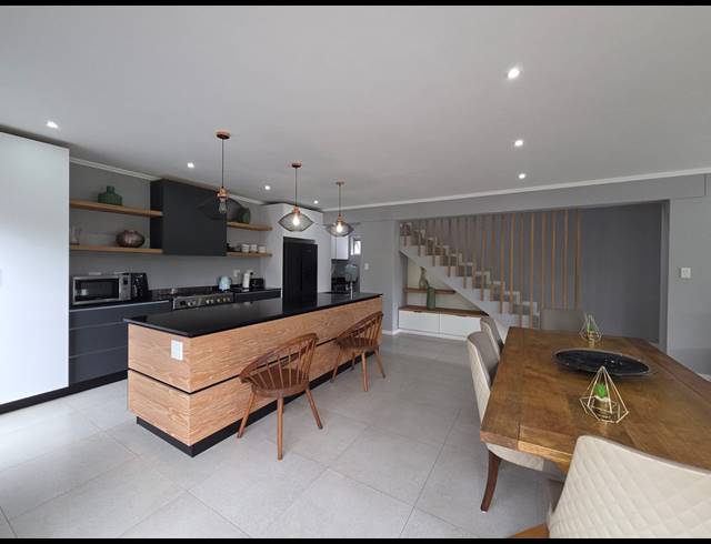 3 BEDROOM HOUSE FOR SALE IN PALM LAKES ESTATE